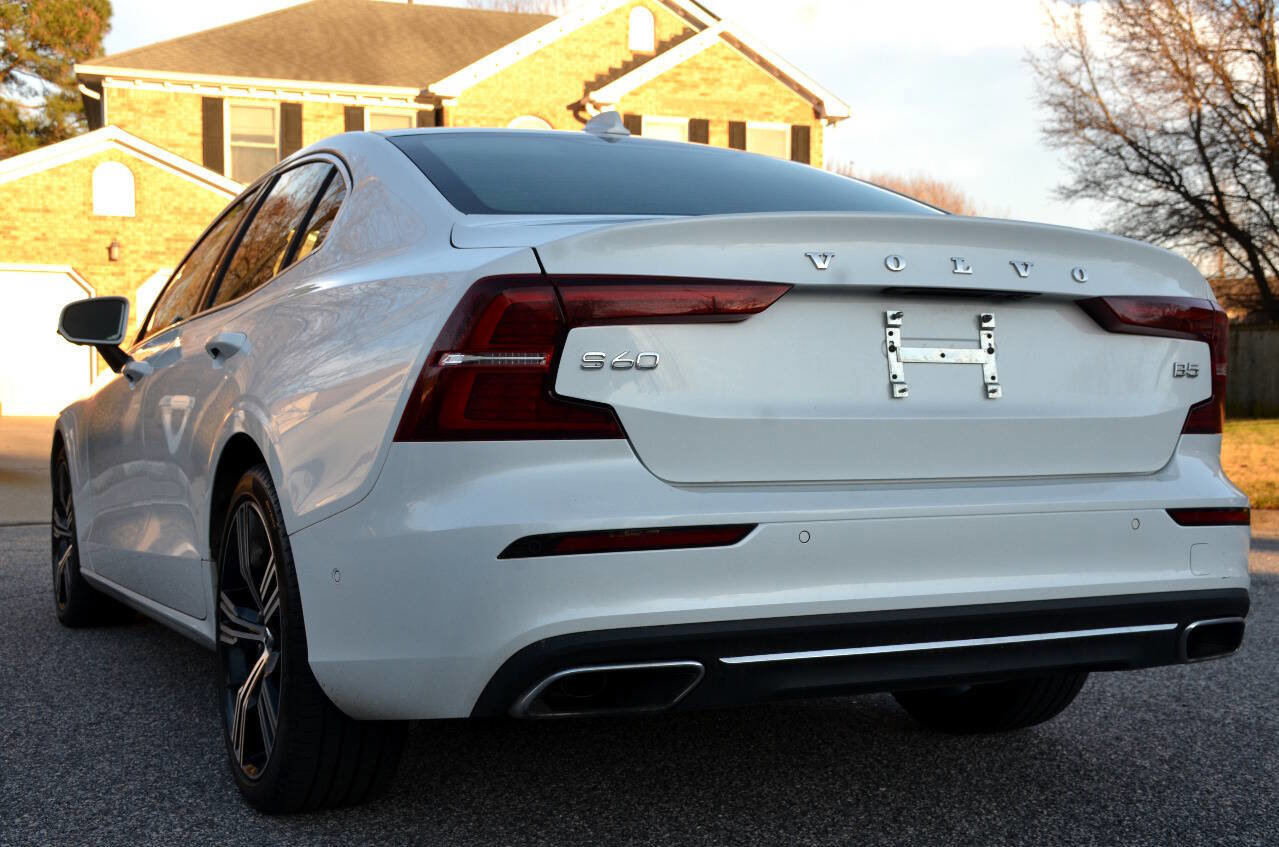 Used 2022 Volvo S60 B5 Inscription image 8