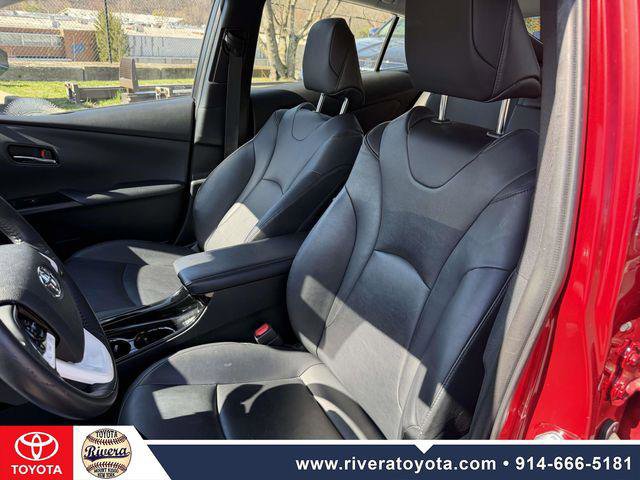 Certified 2018 Toyota Prius Four w/ Advanced Technology Package image 13