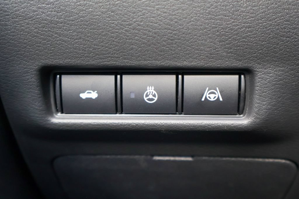 New 2026 Nissan Sentra SR w/ SR Premium Package FWD image 15