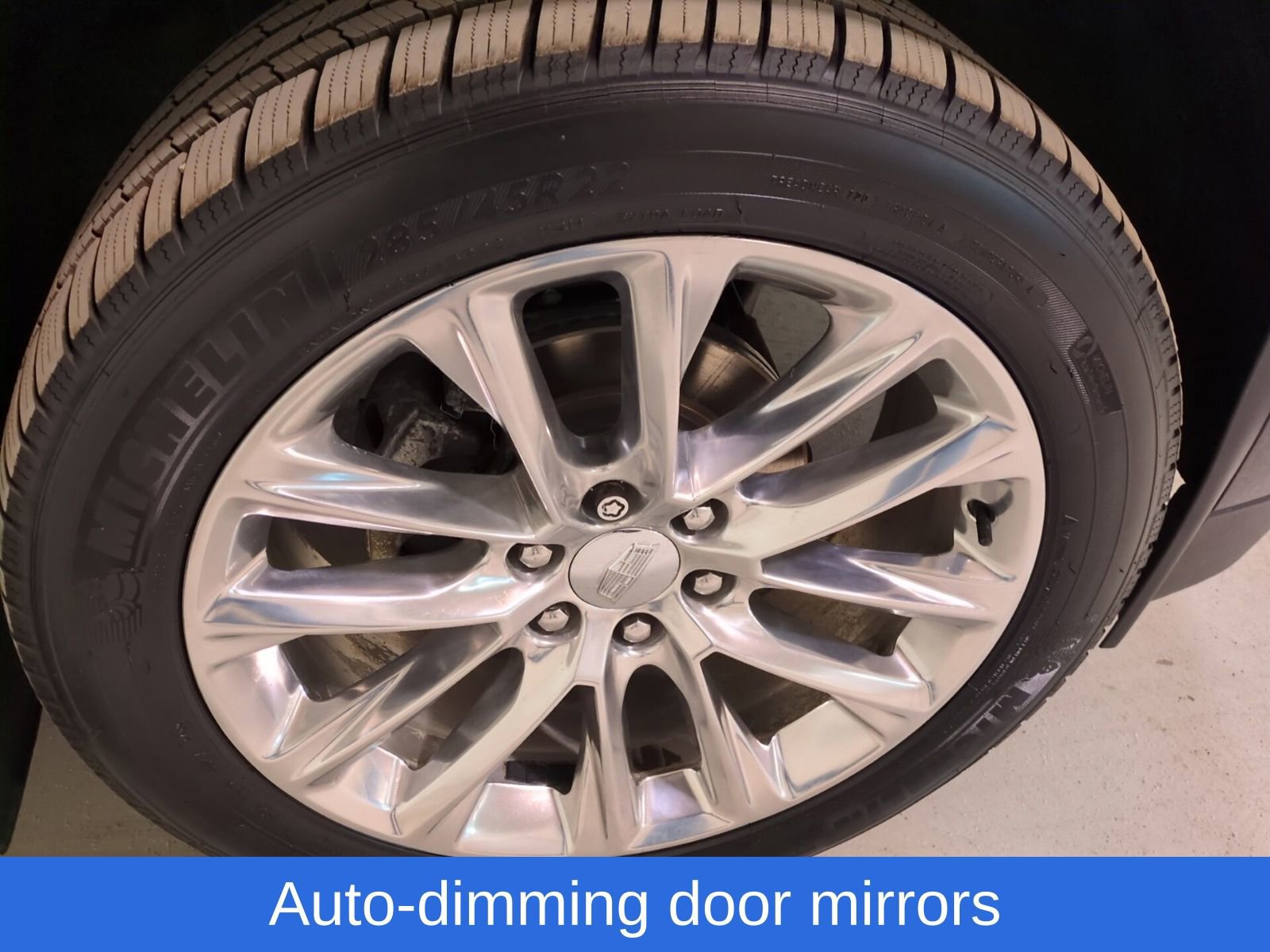 Used 2019 Cadillac Escalade Premium Luxury image 21