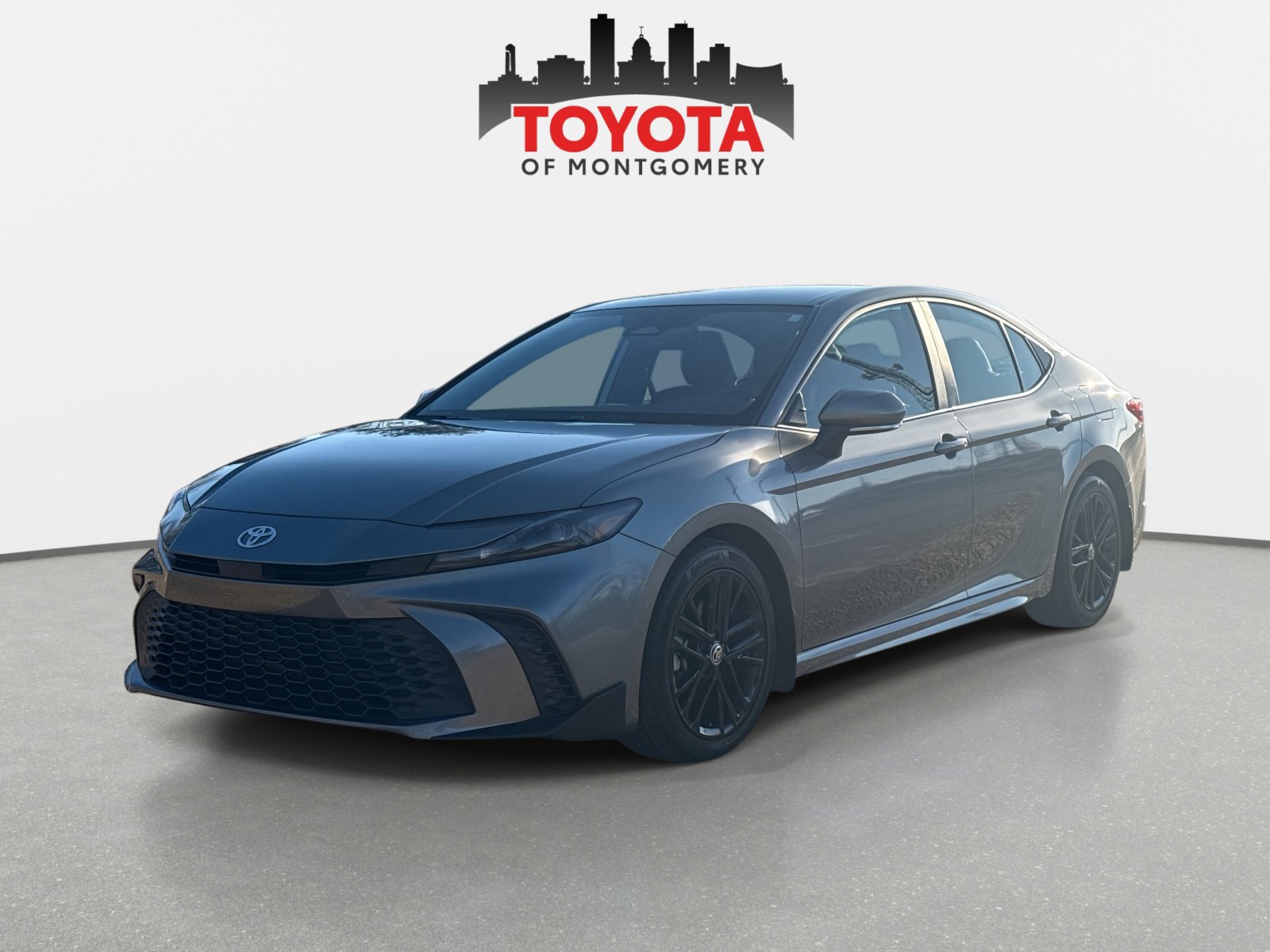 Used 2025 Toyota Camry SE image 7