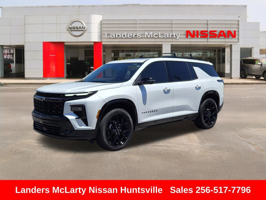 Used 2024 Chevrolet Traverse RS w/ LPO, Floor Liner Package FWD image 9