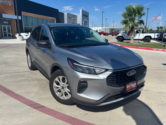 Used 2024 Ford Escape Active w/ Tech Pack #1 FWD image 1