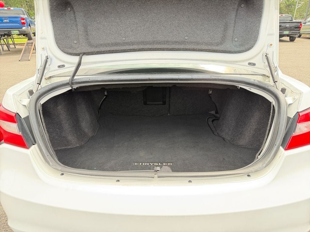 Used 2014 Chrysler 200 Touring FWD image 22