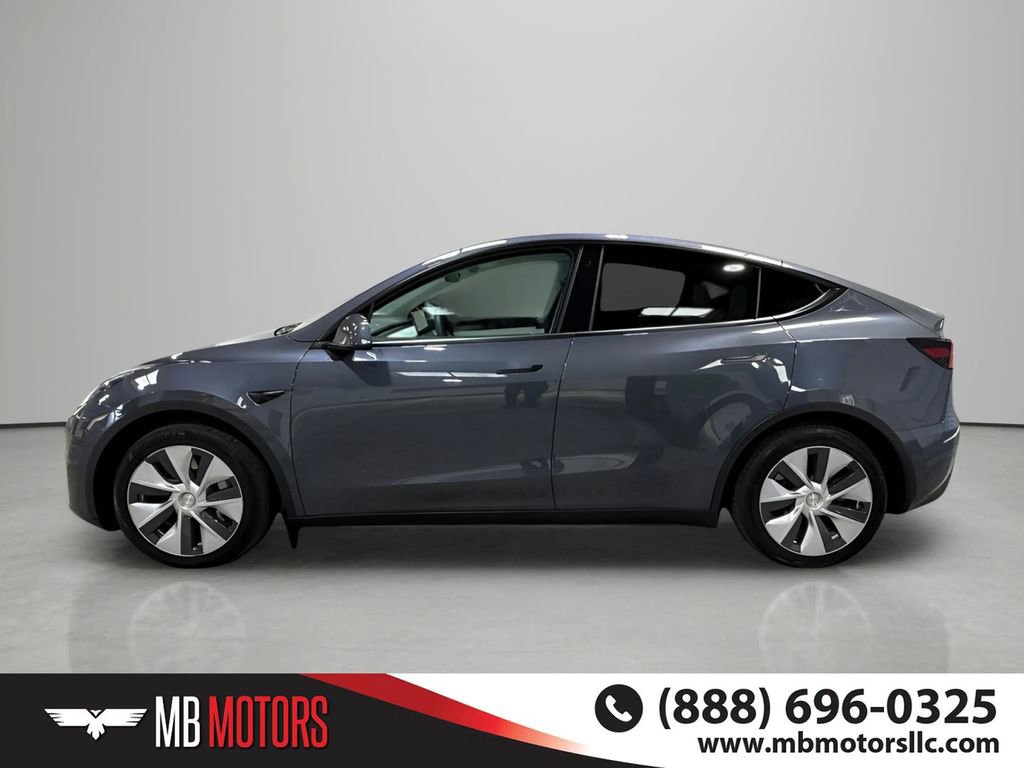 Used 2022 Tesla Model Y Long Range AWD/4WD image 8