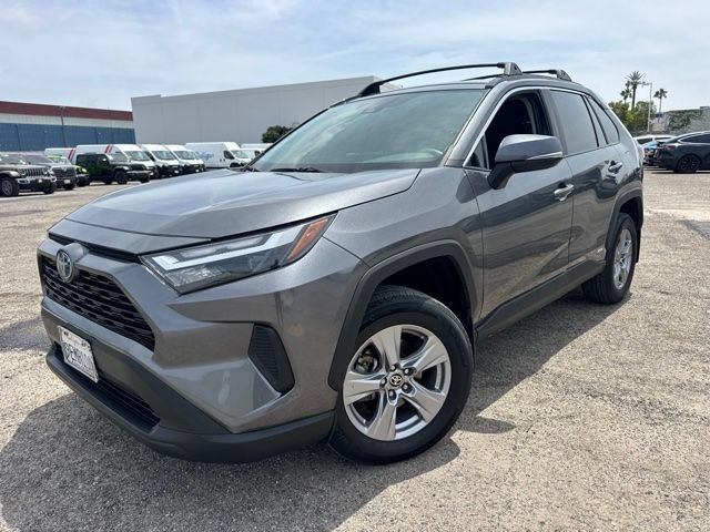 Used 2023 Toyota RAV4 LE AWD/4WD image 12