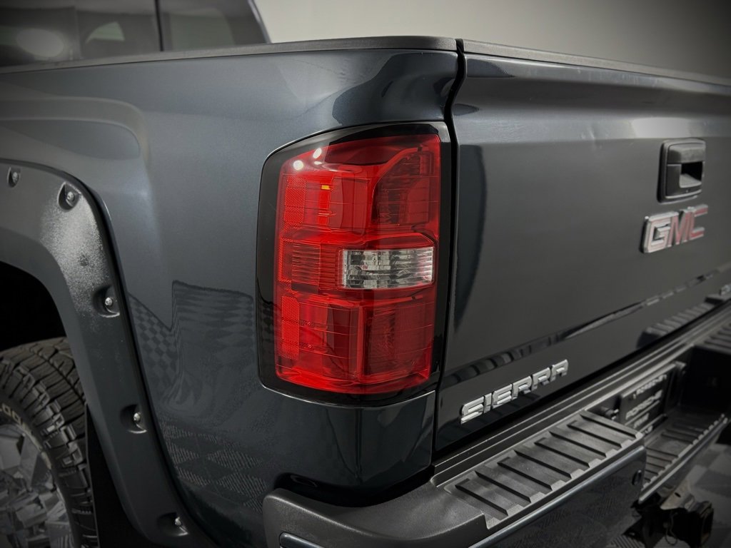 Used 2019 GMC Sierra 2500 Denali image 14