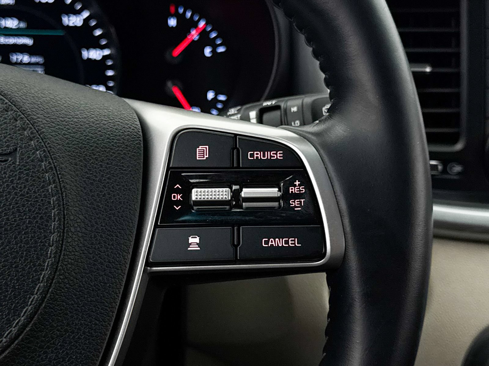 Used 2020 Kia Sorento EX FWD image 31