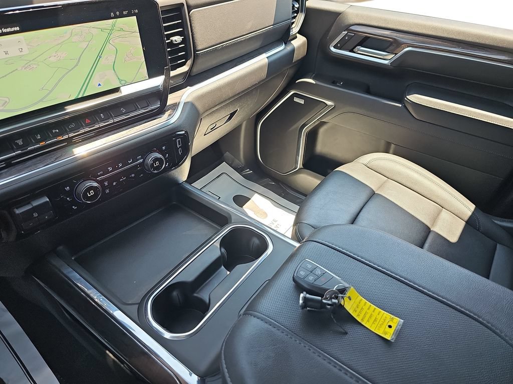 Used 2025 Chevrolet Silverado 2500 LTZ w/ LTZ Premium Package AWD/4WD image 25