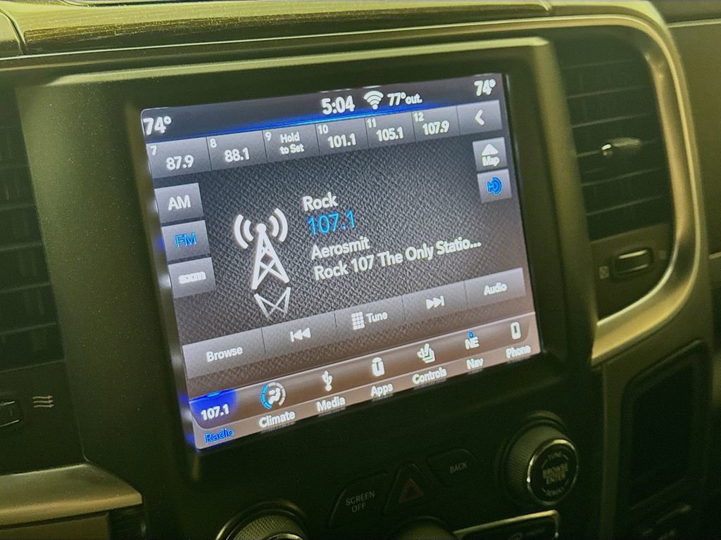 Used 2018 RAM 3500 Laramie Longhorn AWD/4WD image 15