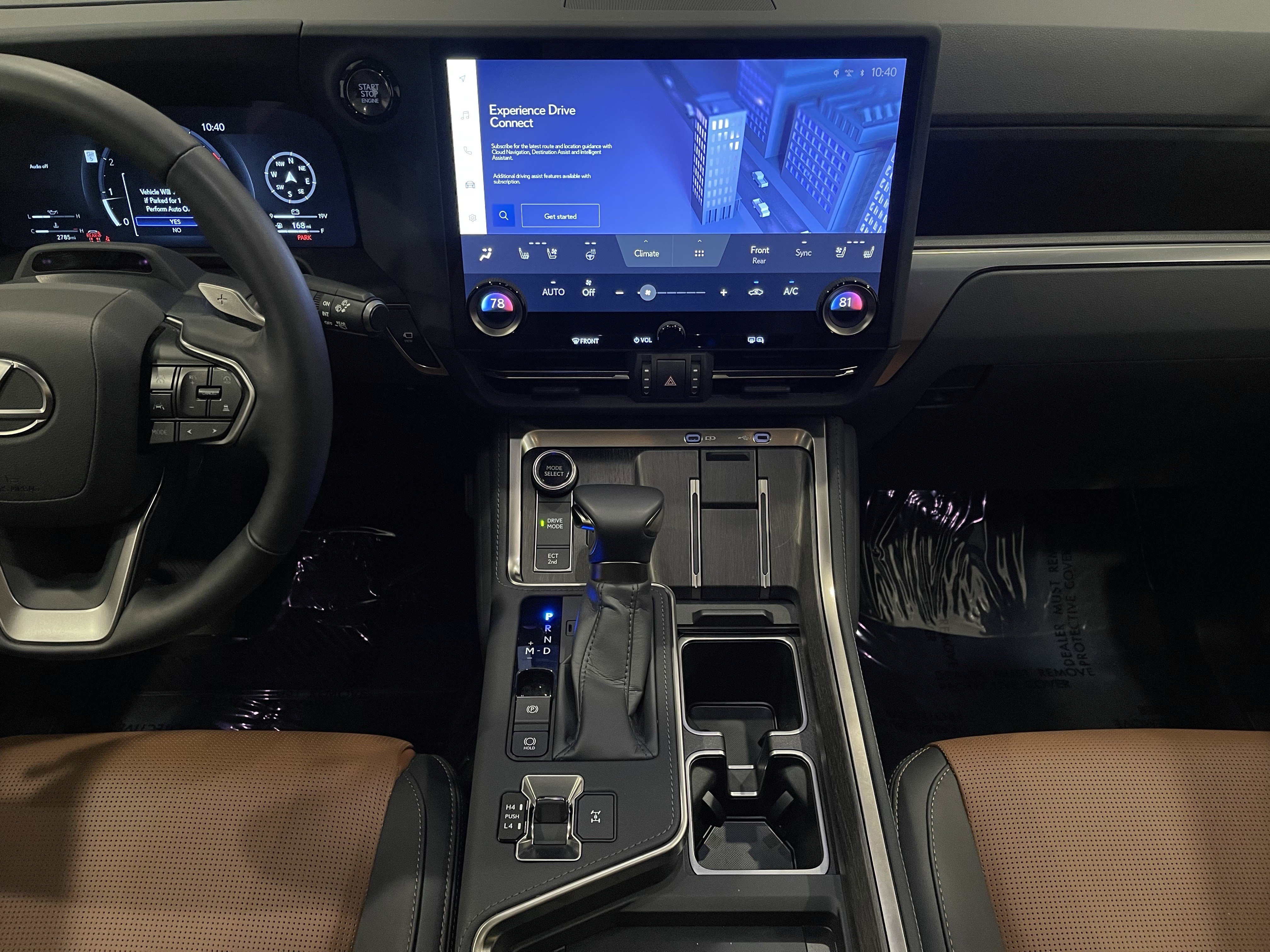 Used 2024 Lexus GX 550 w/ Accessory Package (Z1) image 18