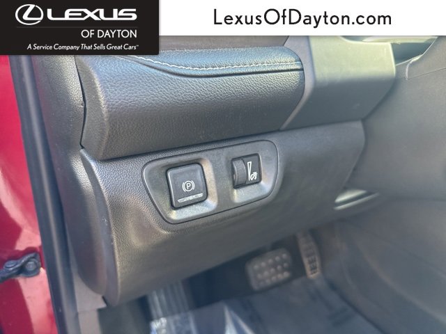 Used 2020 GMC Acadia Denali w/ Trailering Package image 17