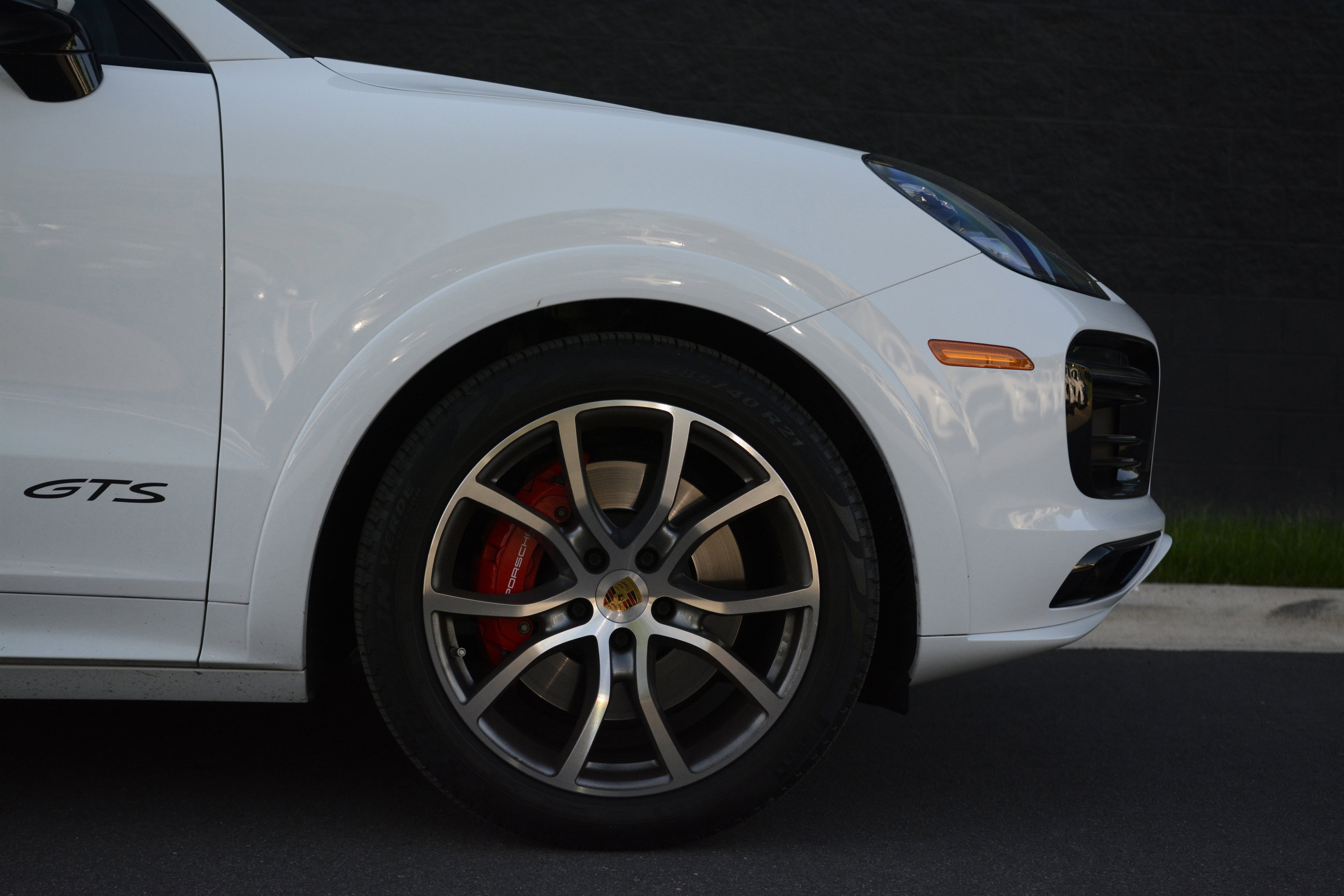 Certified 2022 Porsche Cayenne GTS AWD/4WD image 41