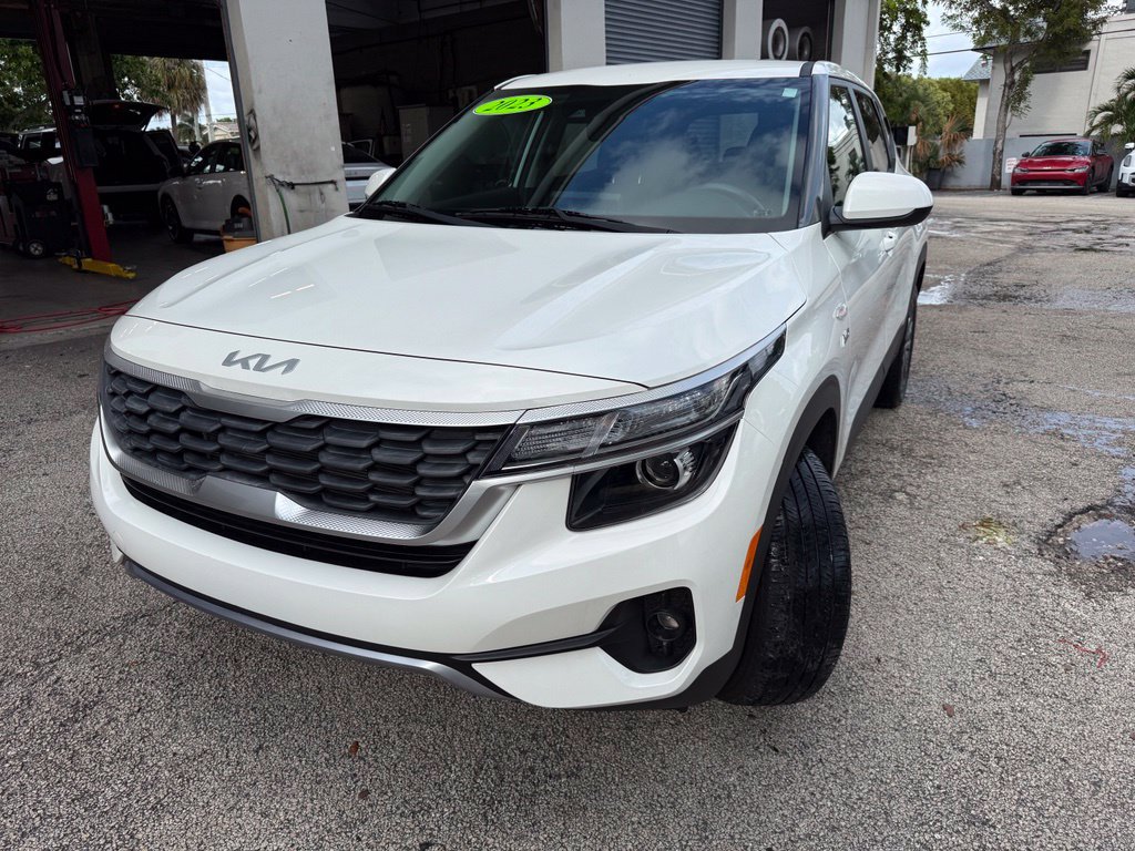 Certified 2023 Kia Seltos LX AWD/4WD image 6