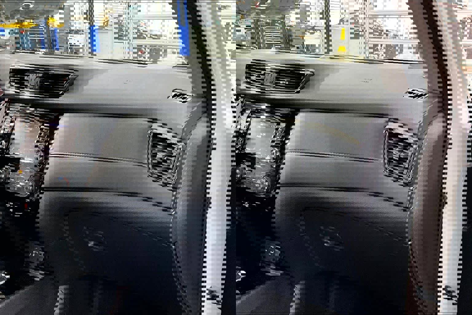 Used 2019 Nissan Rogue S image 52