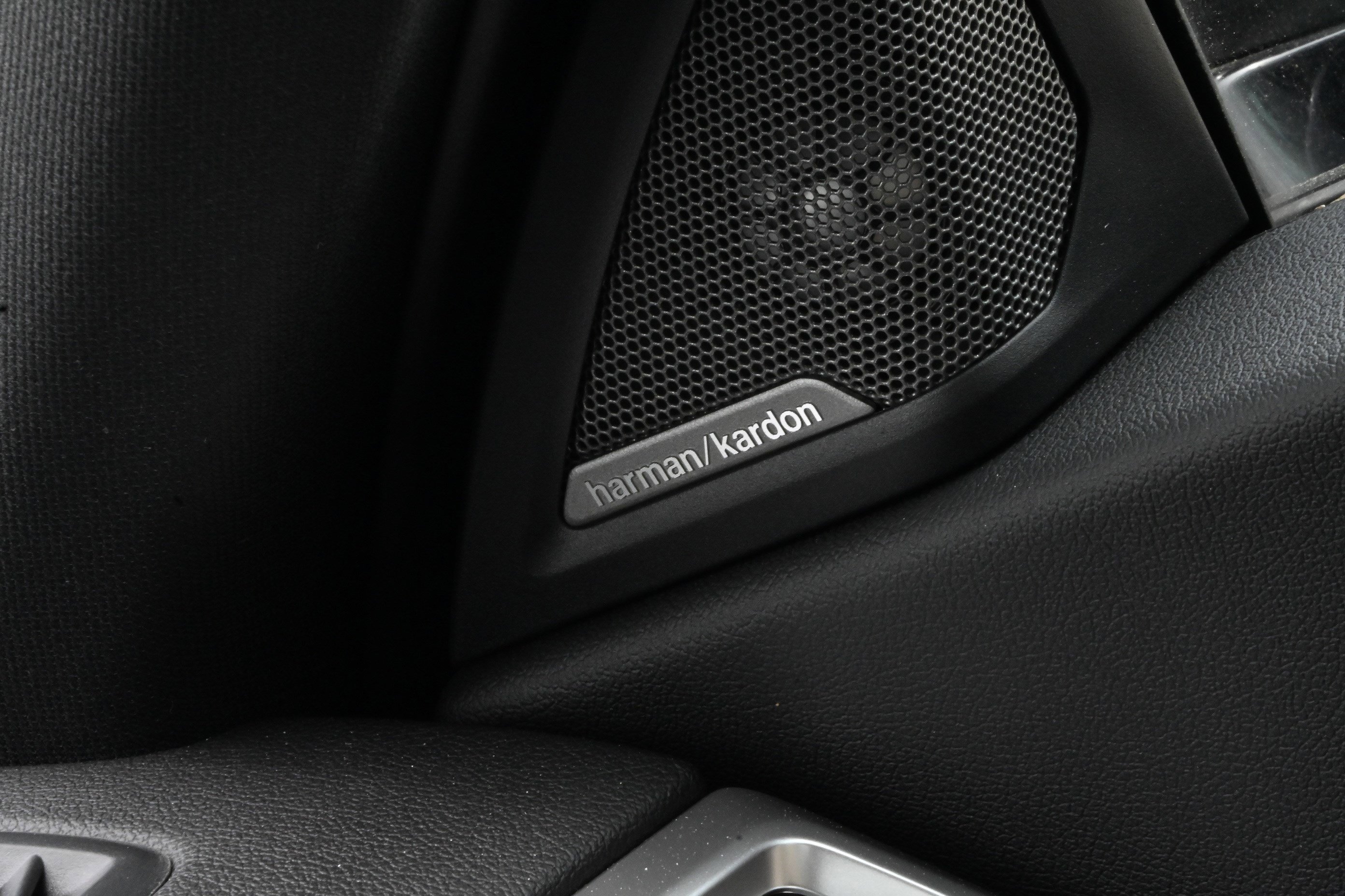 Certified 2025 BMW M240i Coupe RWD image 27