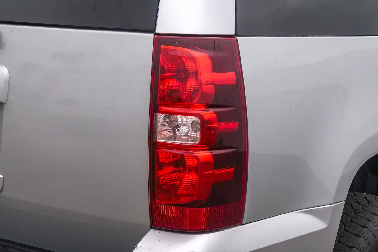 Used 2012 Chevrolet Tahoe 4WD image 10