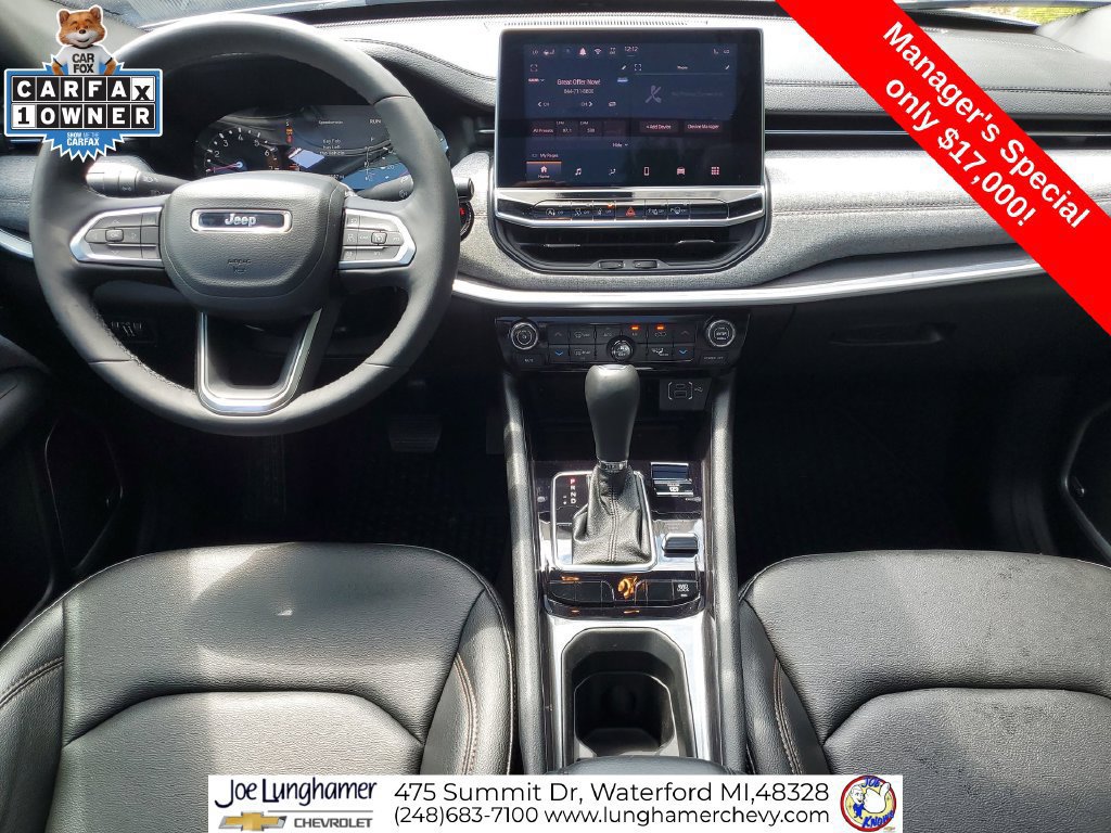 Used 2024 Jeep Compass Latitude w/ Sun and Sound Group AWD/4WD image 22