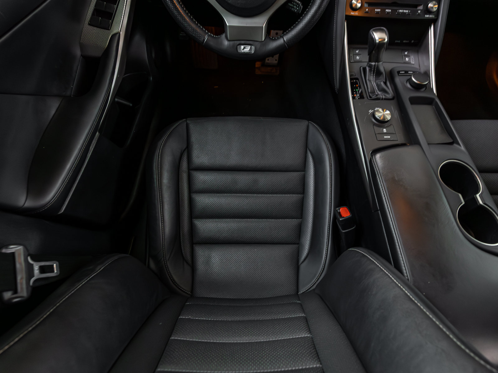Used 2018 Lexus IS 300 F Sport w/ F Sport Package RWD image 60