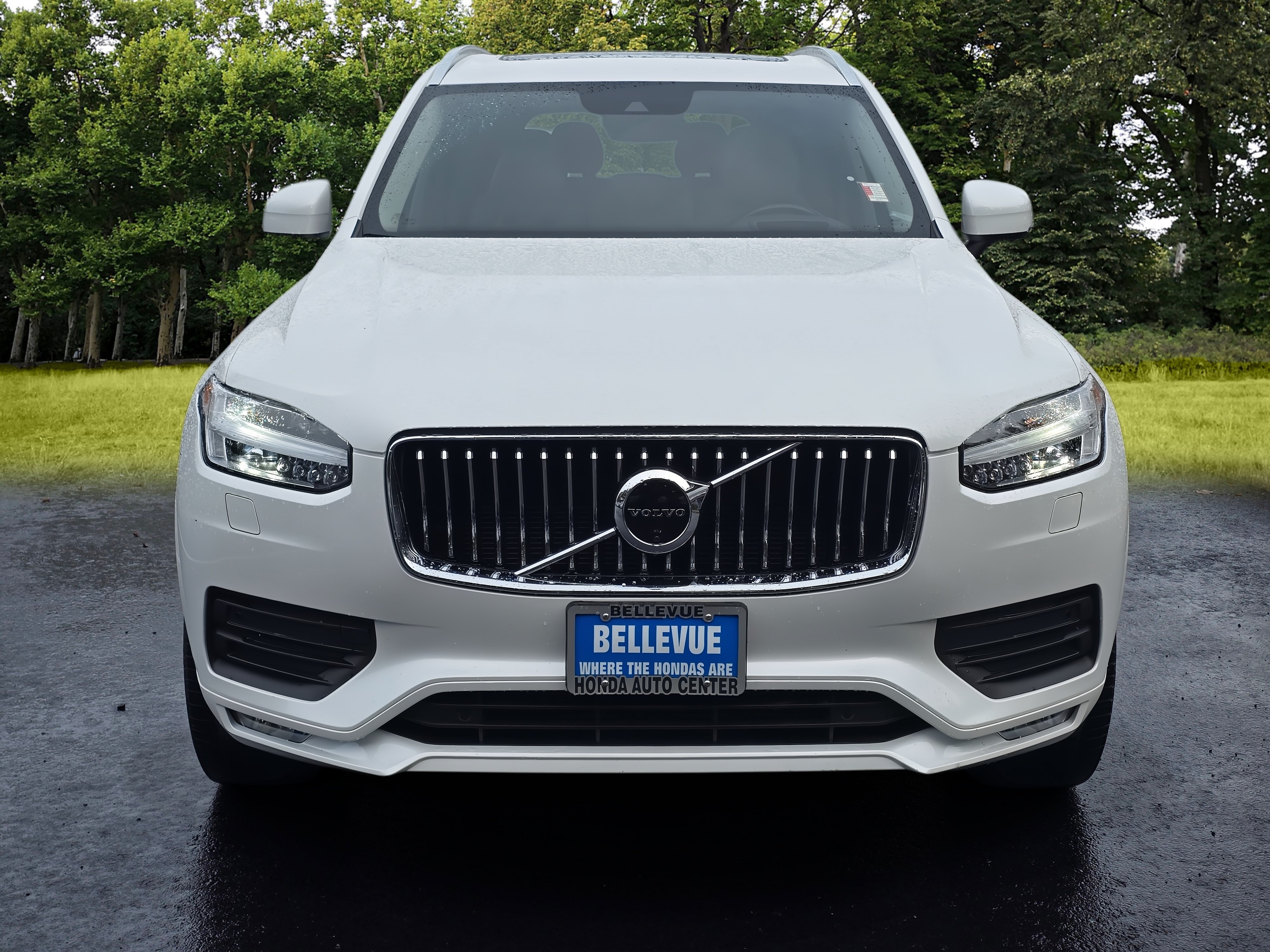Used 2020 Volvo XC90 T6 Momentum w/ Protection Package Premier AWD/4WD image 2