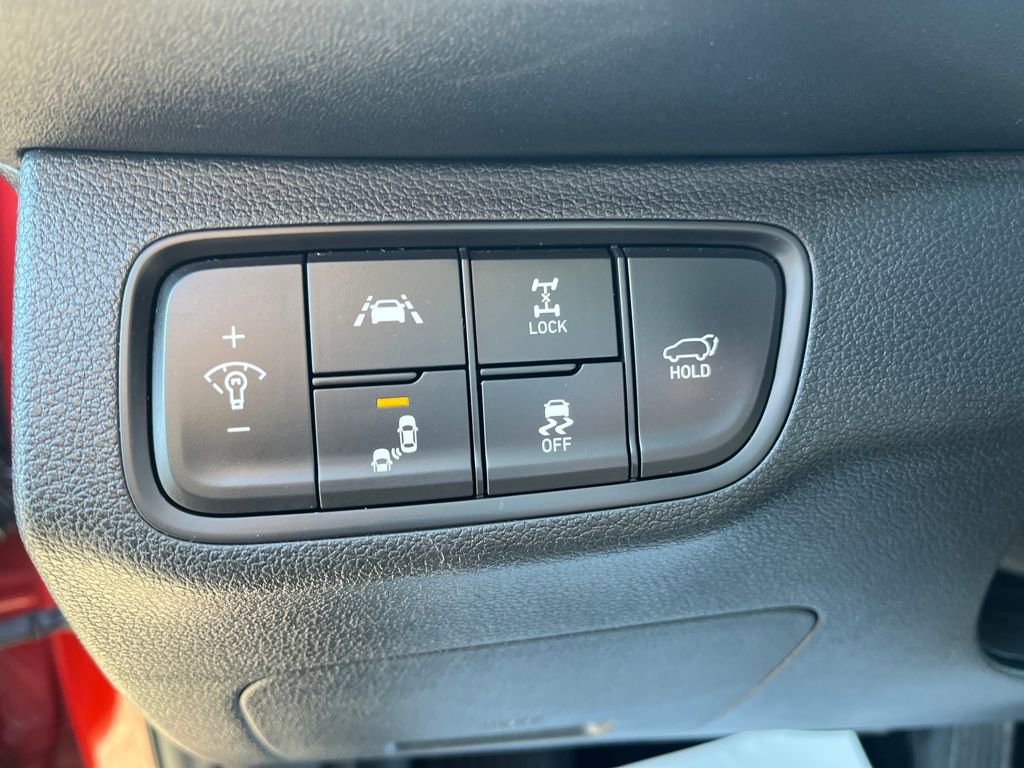 Used 2020 Hyundai Santa Fe Limited image 31