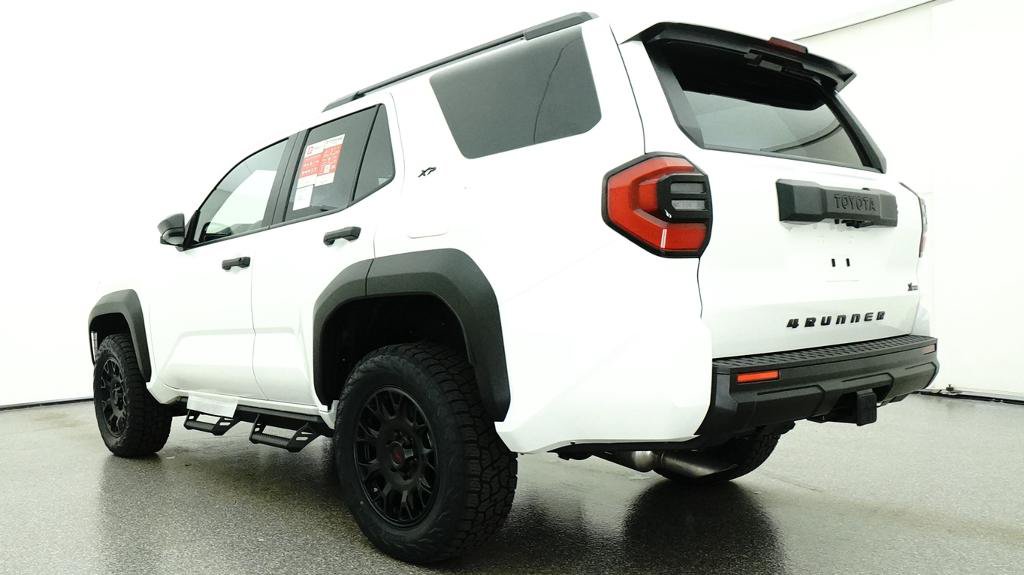 New 2026 Toyota 4Runner SR5 AWD/4WD image 24