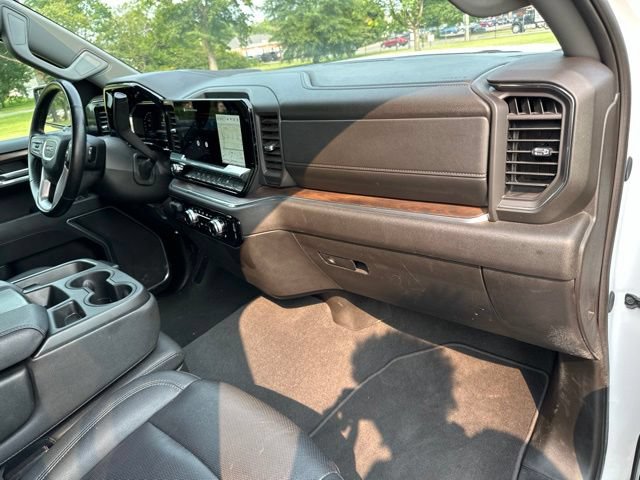 Used 2025 GMC Sierra 1500 SLT AWD/4WD image 24