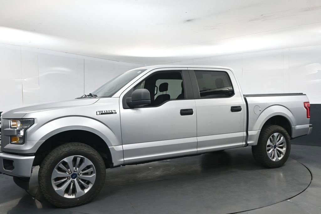 Used 2017 Ford F150 XL w/ Equipment Group 101A Mid image 2