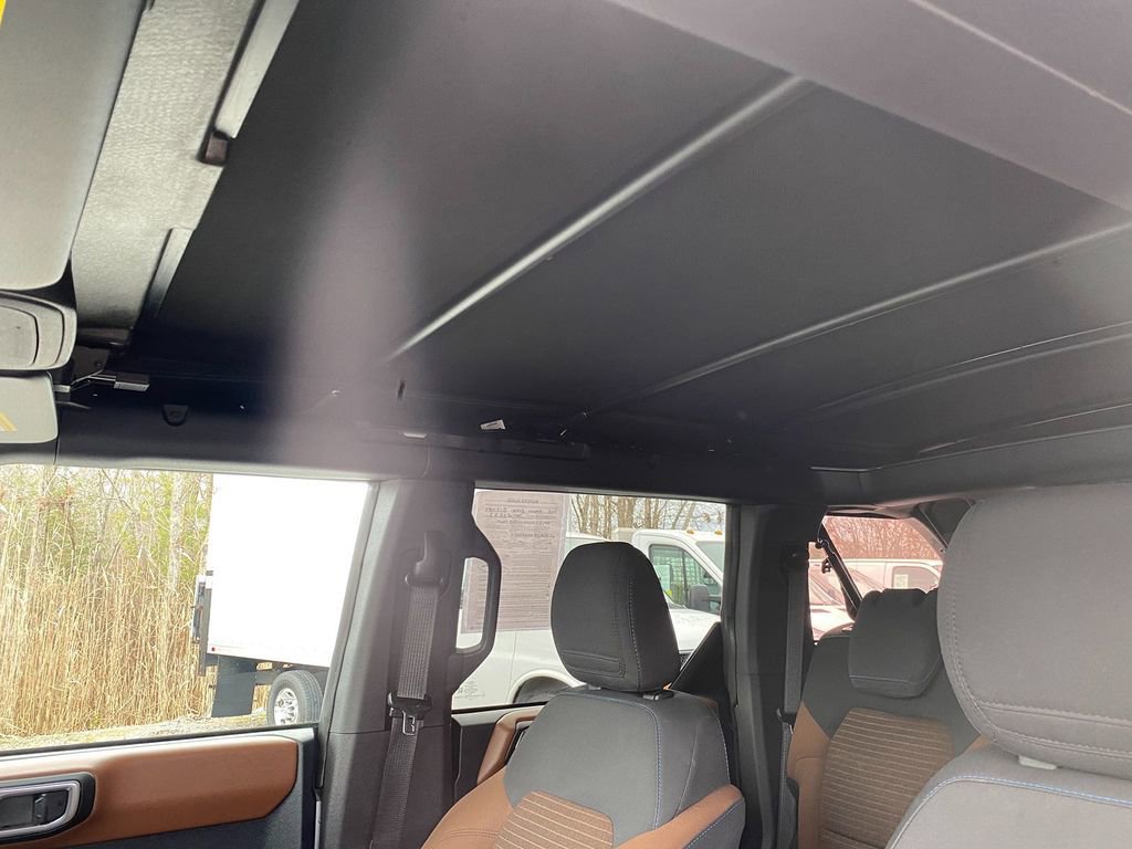 Used 2023 Ford Bronco Outer Banks image 21