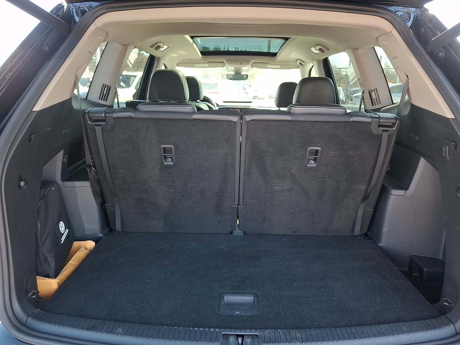 Used 2021 Volkswagen Atlas SEL Premium image 31