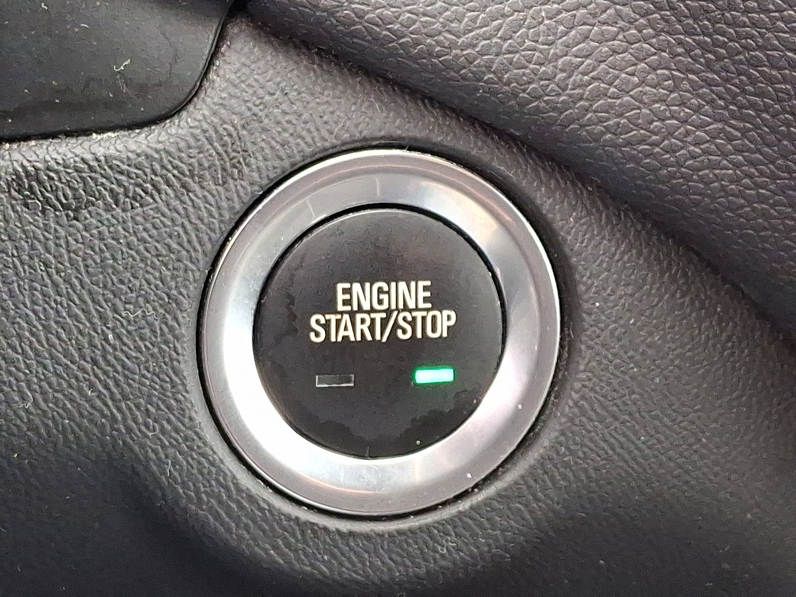 Certified 2020 Chevrolet Equinox LT image 24