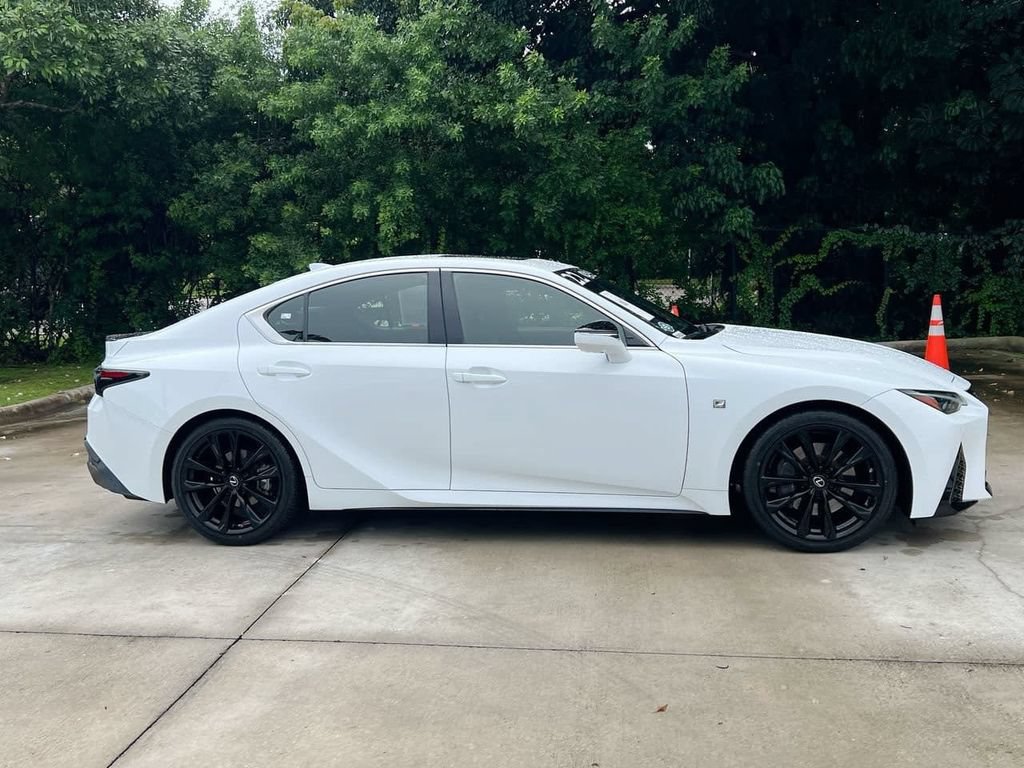 Certified 2022 Lexus IS 350 F Sport RWD image 8