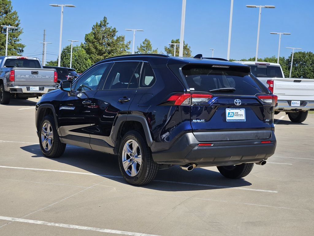 Used 2023 Toyota RAV4 XLE FWD image 5