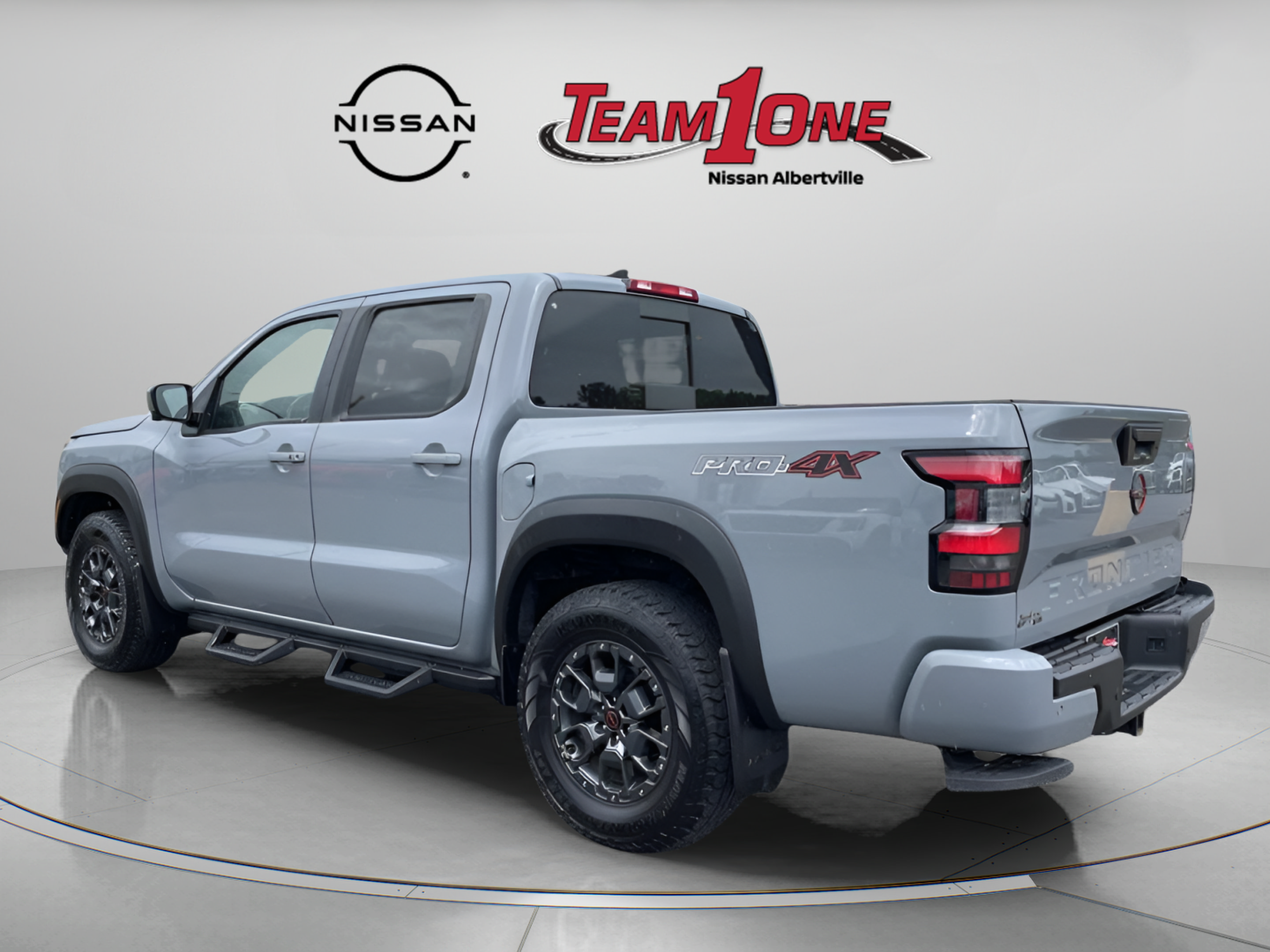 Used 2023 Nissan Frontier PRO-4X w/ Pro-4X Premium Package AWD/4WD image 6