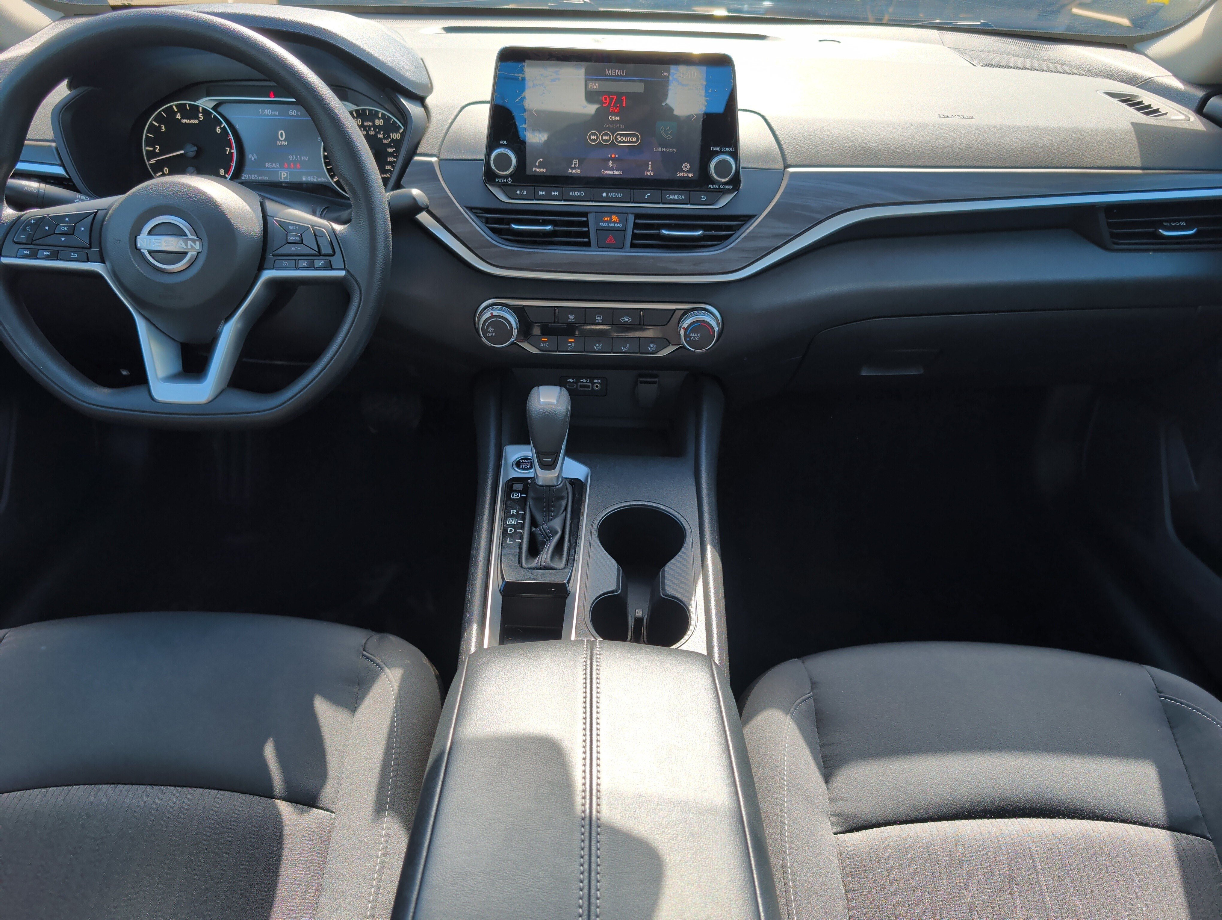 Used 2025 Nissan Altima 2.5 SV FWD image 10