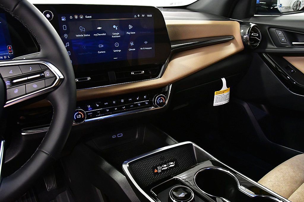 New 2026 Chevrolet Equinox ACTIV w/ Convenience Package III image 21