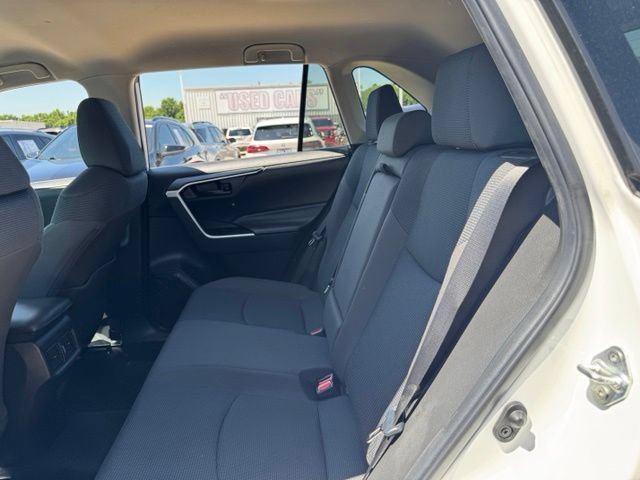 Used 2023 Toyota RAV4 LE AWD/4WD image 21