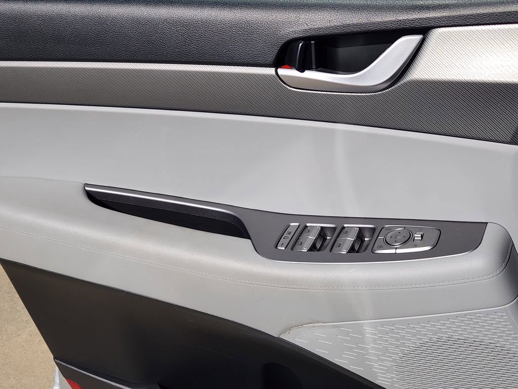 Used 2025 Hyundai Palisade SEL image 24