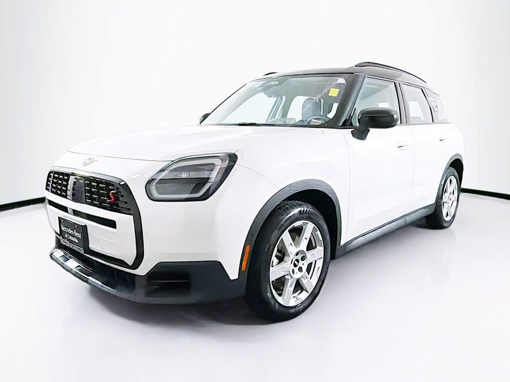 Used 2025 MINI Cooper Countryman S image 3