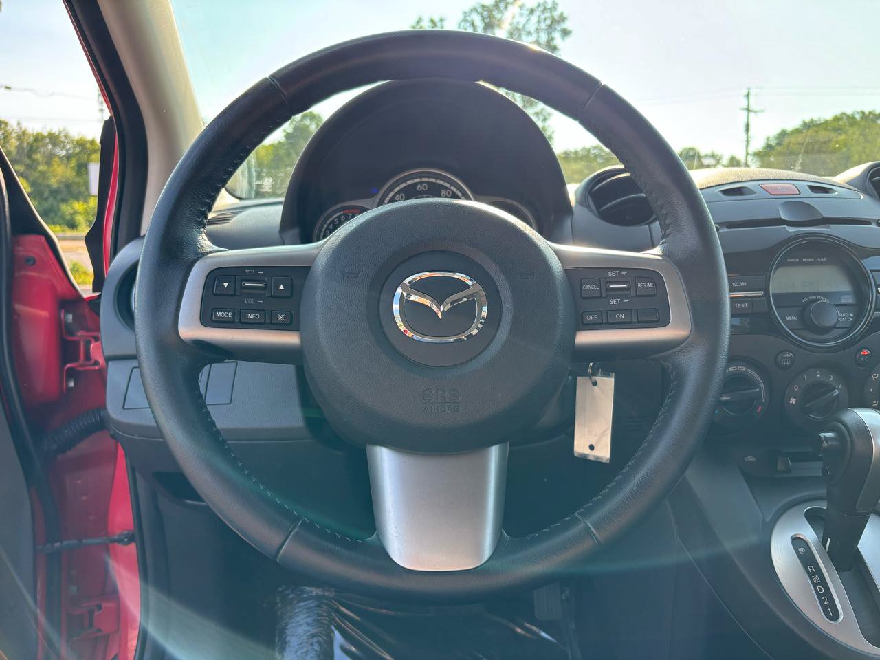 Used 2013 MAZDA MAZDA2 Touring FWD image 19