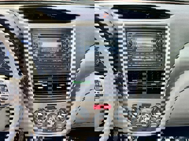 Used 2012 Subaru Forester 2.5X Premium w/ All-Weather Pkg image 17