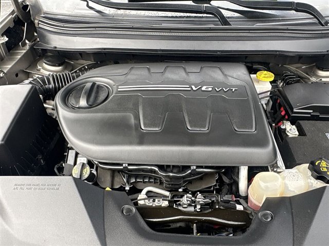 Used 2020 Jeep Cherokee Trailhawk image 28