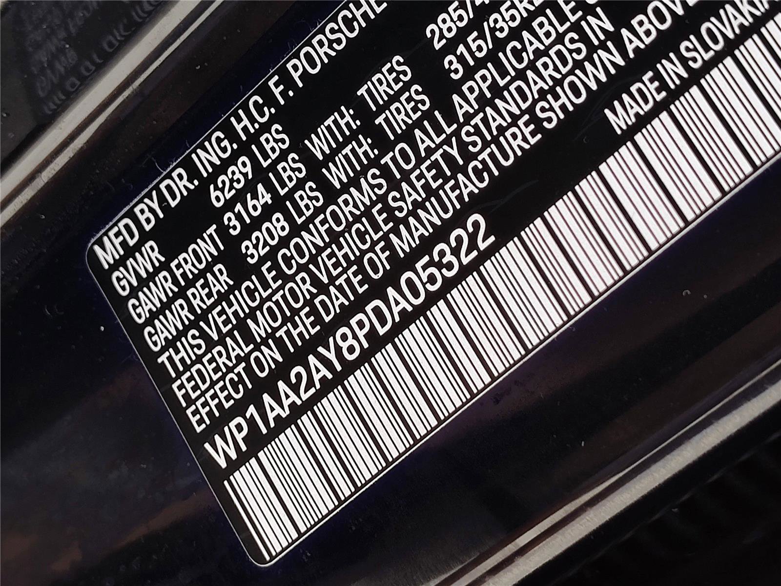 Used 2023 Porsche Cayenne Platinum Edition image 14