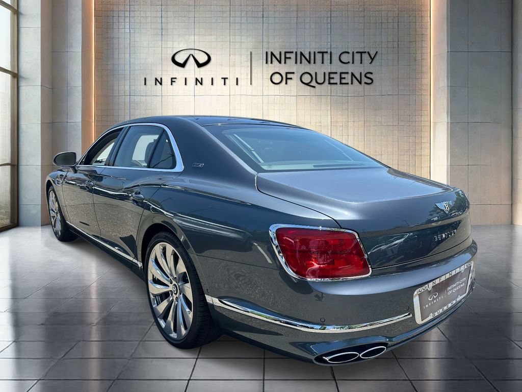 Used 2024 Bentley Flying Spur V8 AWD/4WD image 5