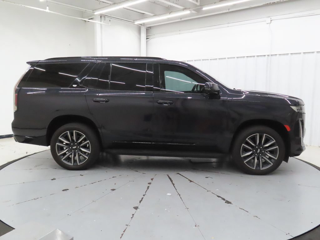 Used 2023 Cadillac Escalade Sport AWD/4WD image 2