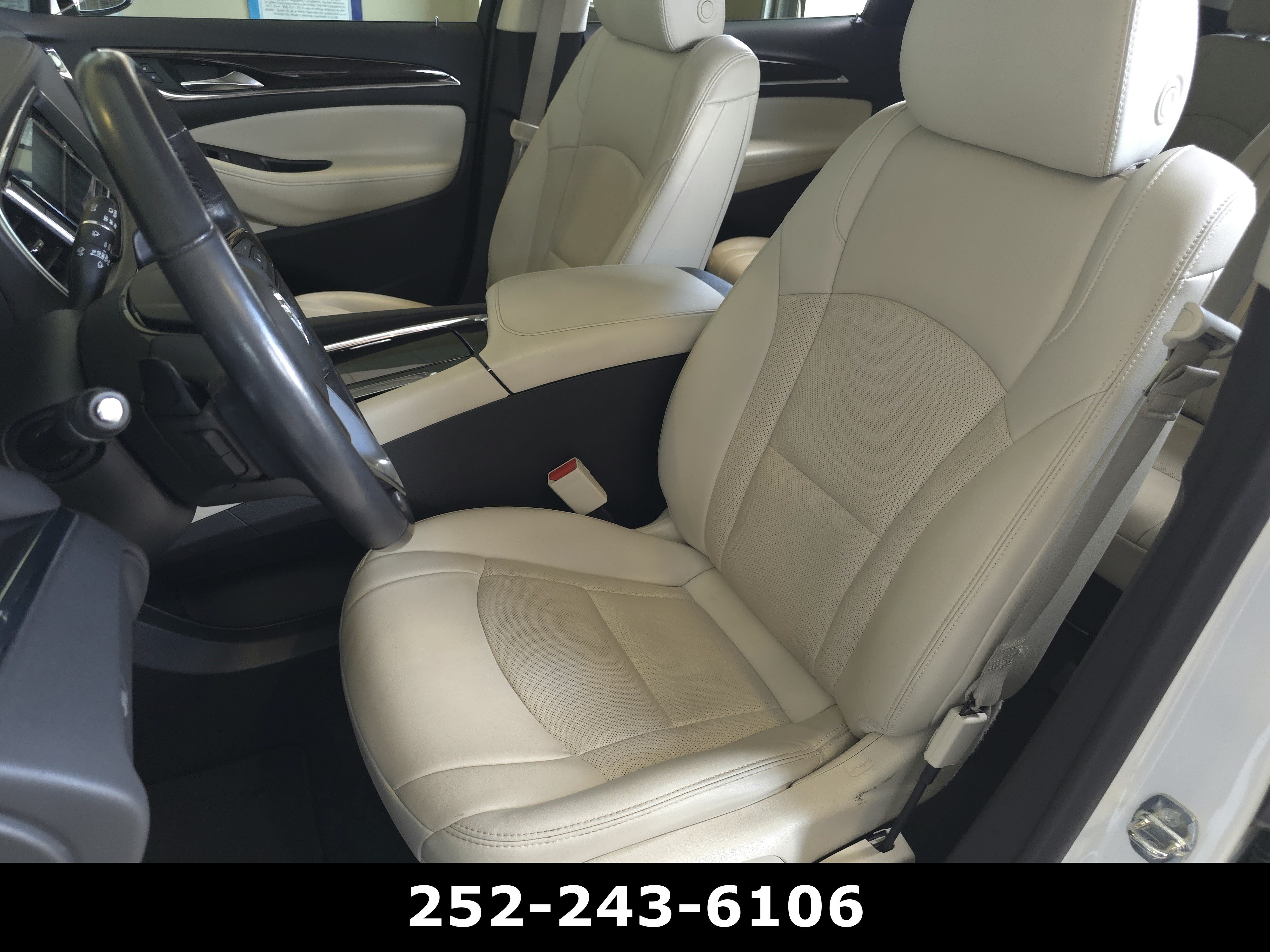 Used 2023 Buick Enclave Essence FWD image 11