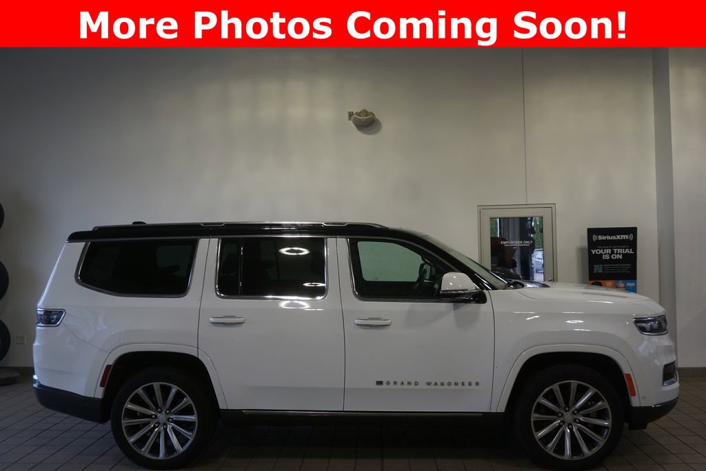Used 2022 Jeep Grand Wagoneer Series II w/ Convenience Group III image 2