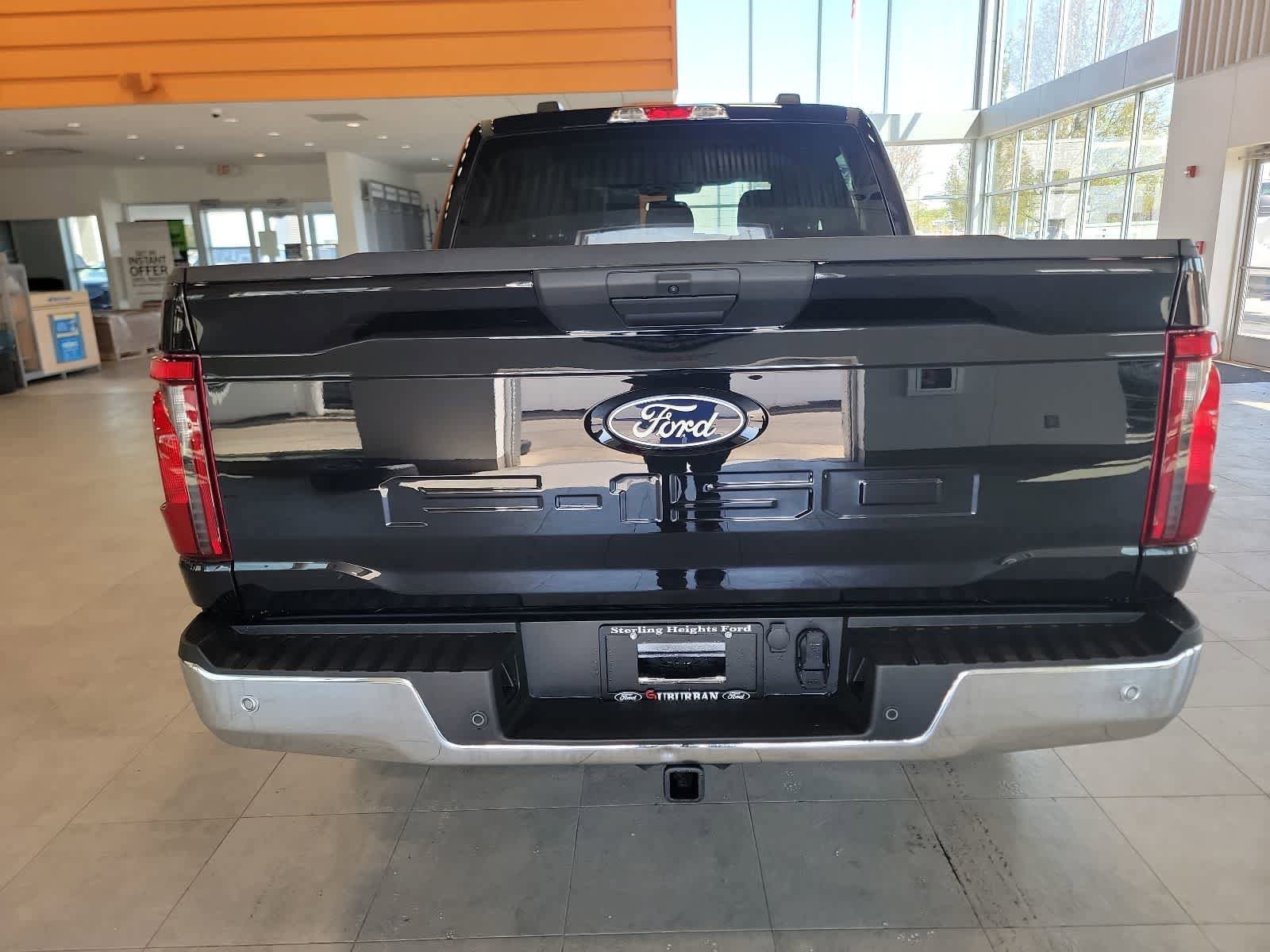 Used 2025 Ford F150 XLT w/ Equipment Group 301A Standard AWD/4WD image 10