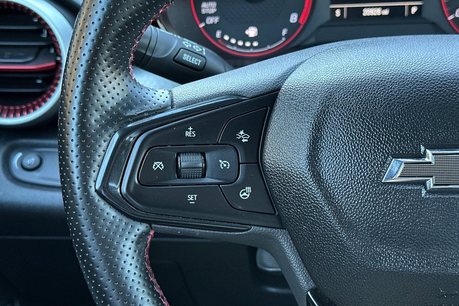 Certified 2024 Chevrolet Trax RS w/ Driver Confidence Package image 29