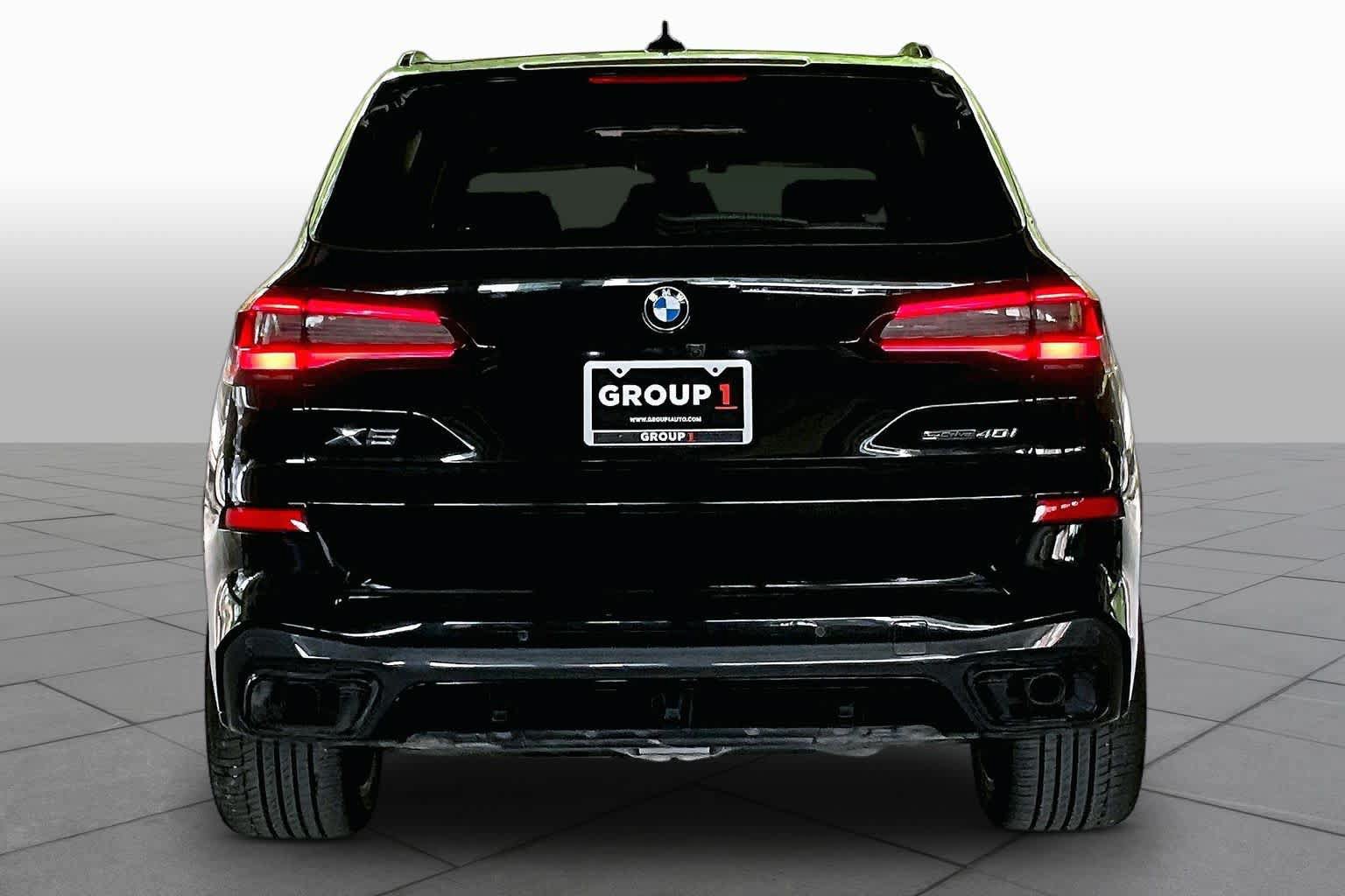 Used 2021 BMW X5 sDrive40i w/ M Sport Package RWD image 4